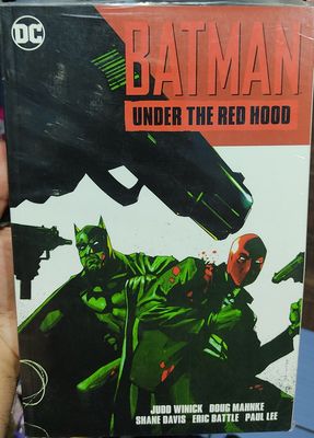 BA10 Batman Under the Red Hood TP DC Comics Ingles