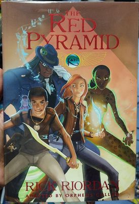 BA12 The Red Pyramid Novela Grafica Libro Ingles