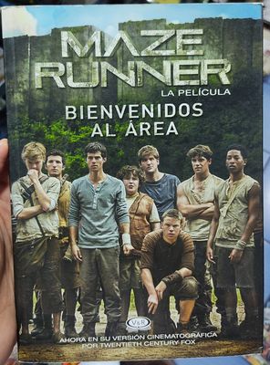 BA12 Maze Runner La Pelicula Bievenidos al Area Libro Espanol