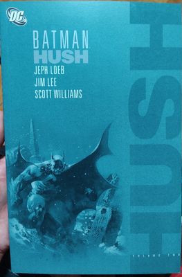 BA8 Batman Hush Volume Two TP DC Comics Ingles