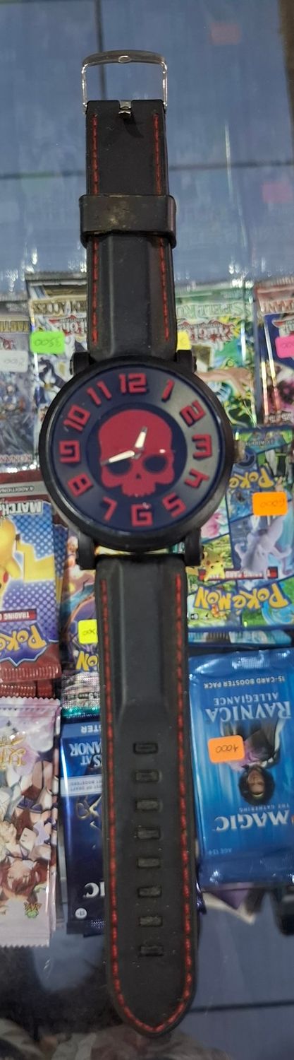 BA13 Tendence Hydrogen Skull Reloj Usado