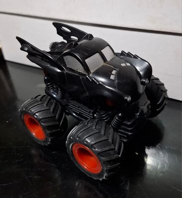 BA13 Monster Truck Batmobile Batman