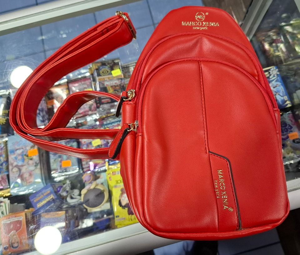 NELA Marco Xenia Bolso Rojo