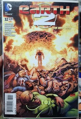 BA18 Earth 2 Issue 32 DC Comics Ingles