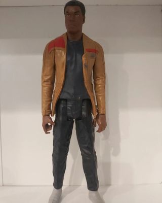 TS Finn Star Wars Hasbro (sin caja)