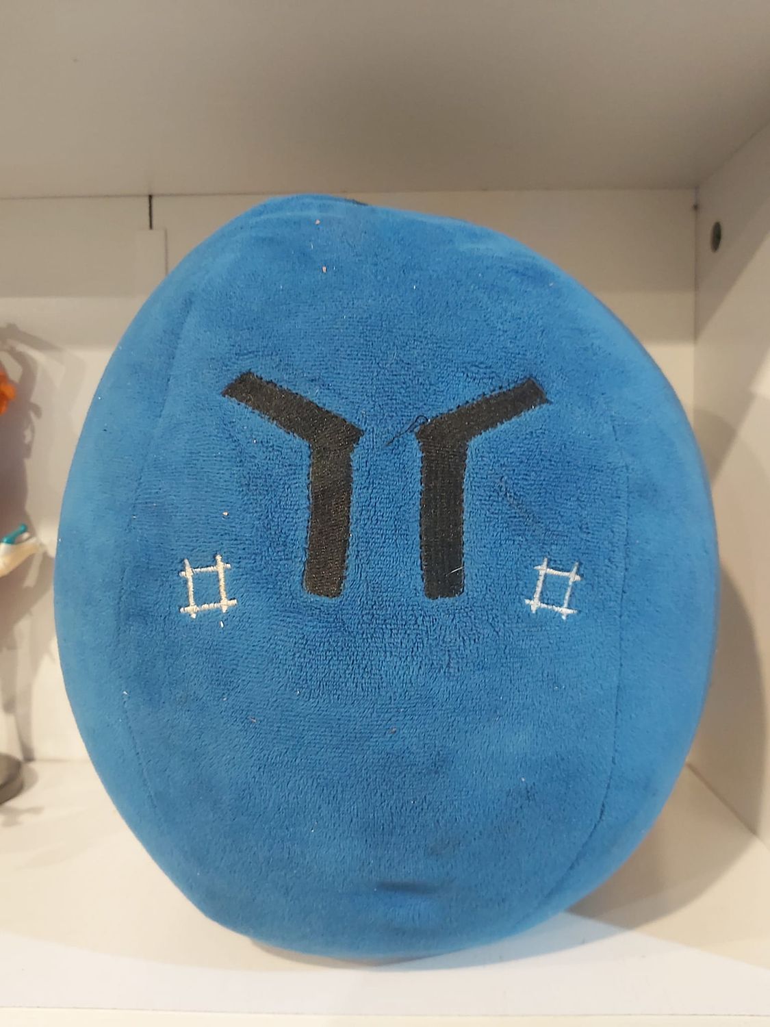 TS Peluche Dango enojado