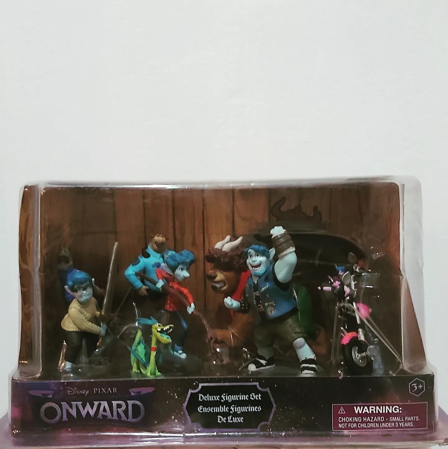 NELA-d, Onward Deluxe Figurine Set Disney Pixar Nuevo