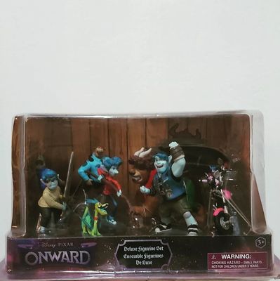 TS Onward Deluxe Figurine Set Disney Pixar Nuevo