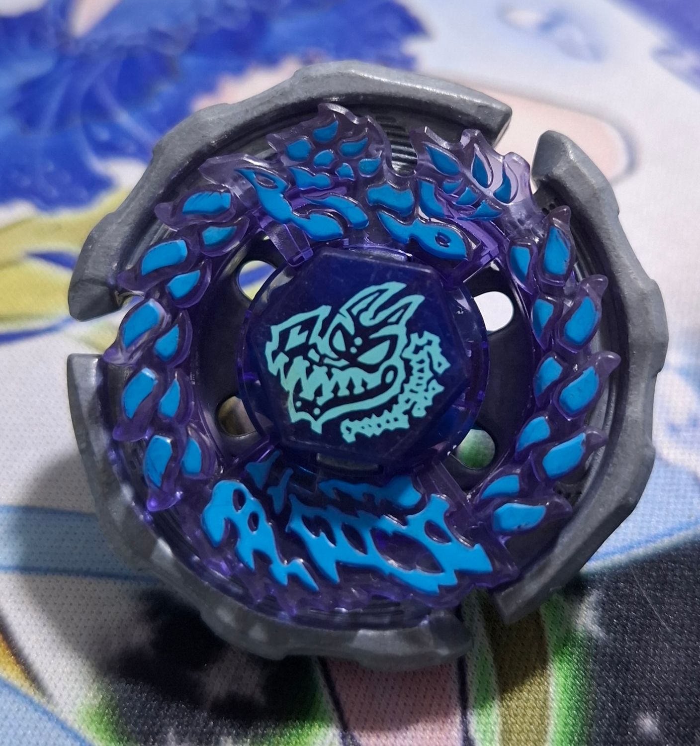 SH3 Beyblade Morado Metal