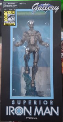 SH5 Superior Iron Man Figura Gallery Cómicon