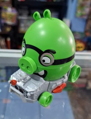 SH5 Angry Birds Pig on Wheels