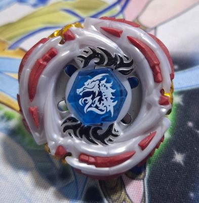 SH4 Beyblade Rojo con Blanco
