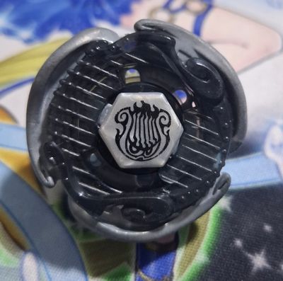 SH4 Beyblade Oscuro Metal