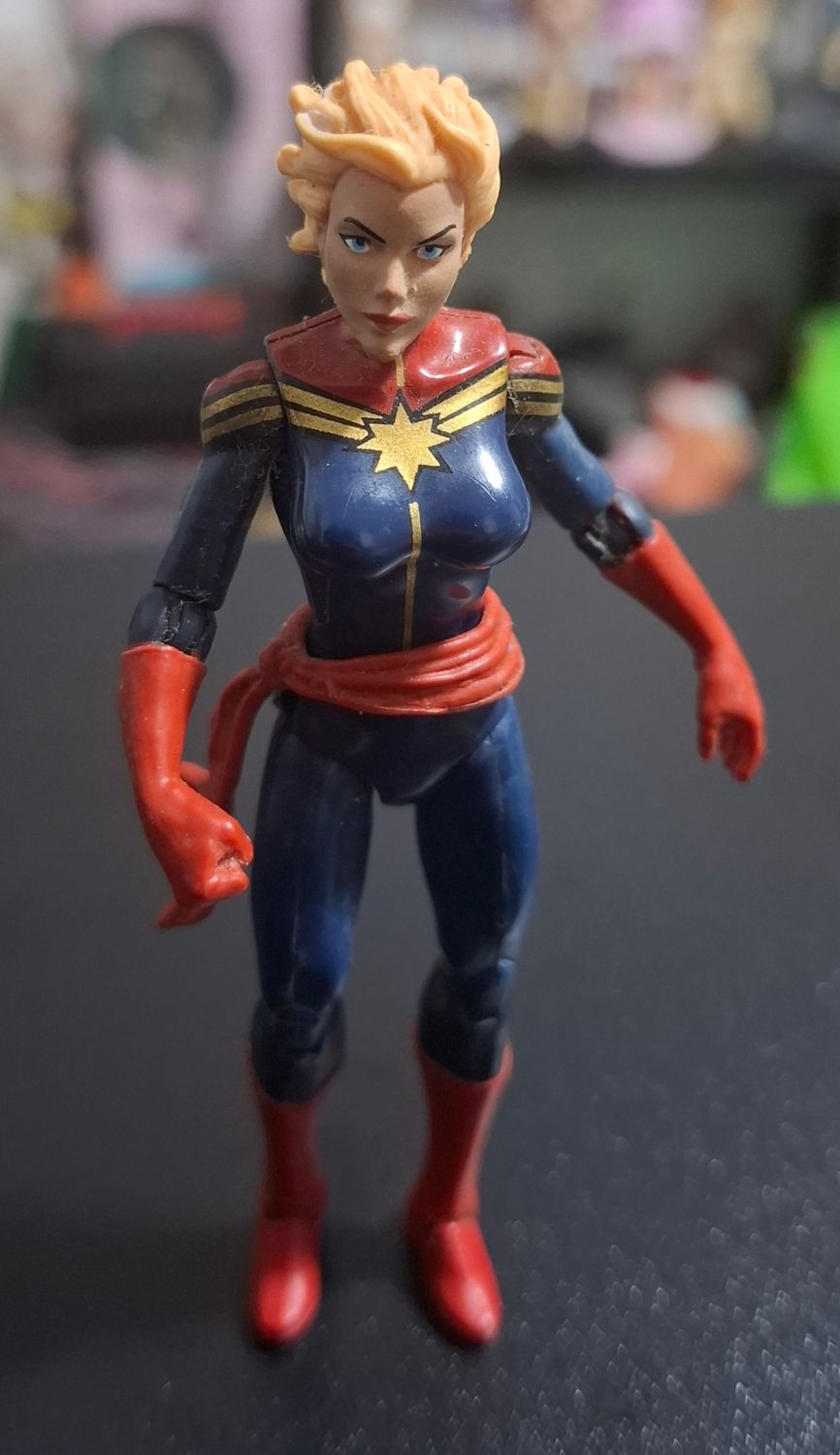 SH9 Capitan Marvel Figura 3.75