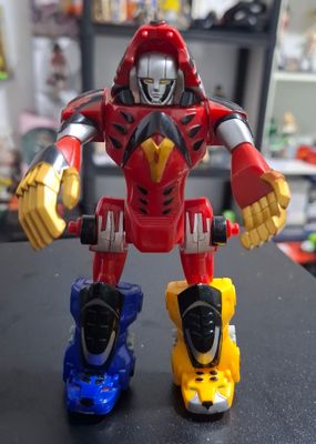 SH10 Power Rangers Figura Jungle Fury Animal Zord