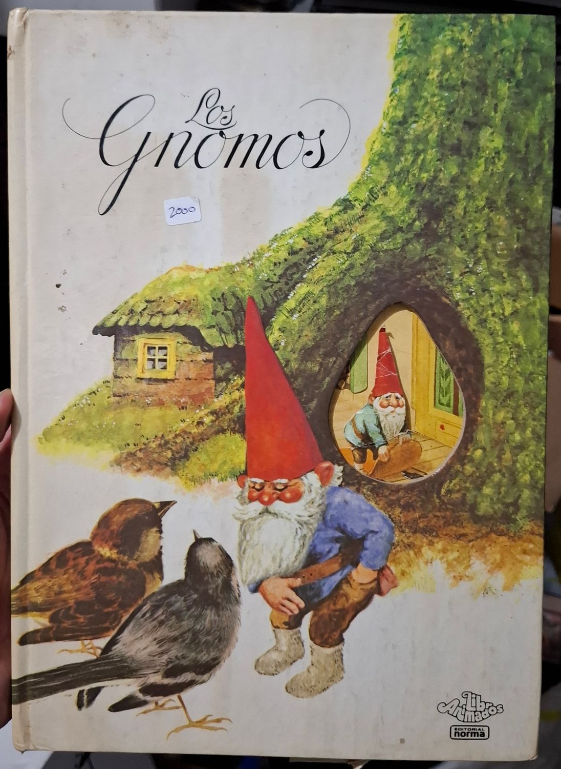 BAC4 Los Gnomos Libro Tapa Dura Espanol