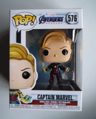 BAF1 Captain Marvel Figura Funko Pop 576