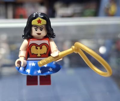 BAF1 Wonder Woman Lego Mini Figura Mujer Maravilla