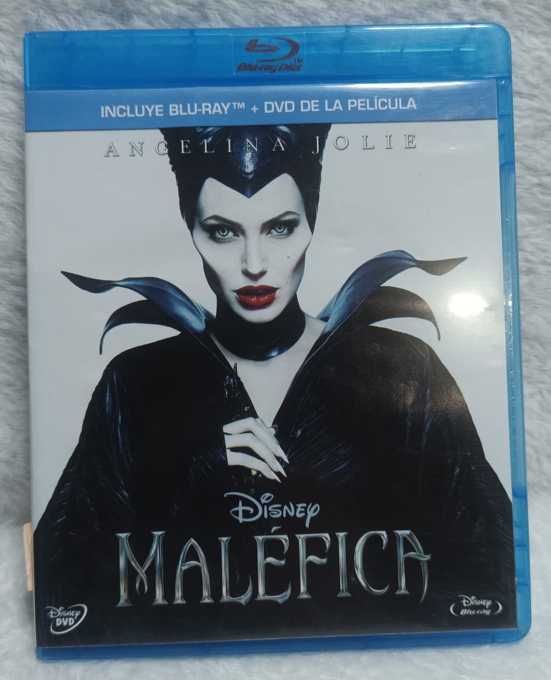 NELA-c, Malefica Blu Ray,  Audio y subtitulos en Ingles y Espanol, Usado Completo