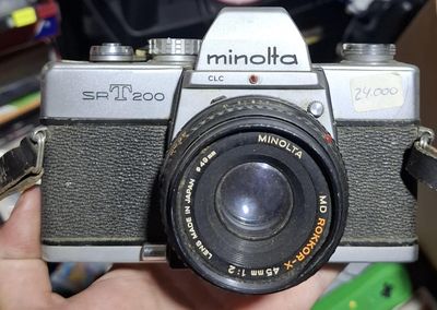 NELA Camara Antigua Minolta SrT200