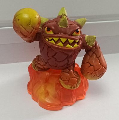 NELA-b, LightCore Eruptor Skylanders: Giants.