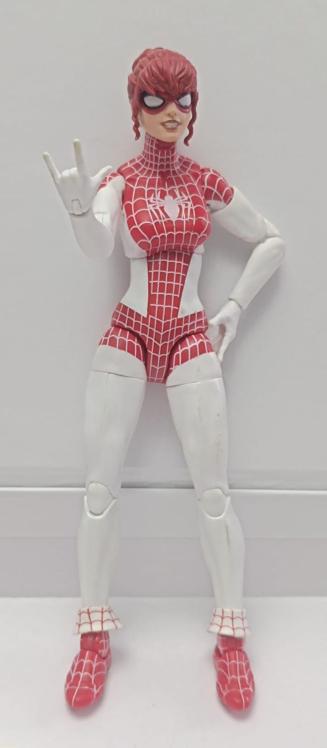 NELA-b, Marvel&#39;s Spinneret Figura, Hasbro, 15 cms.