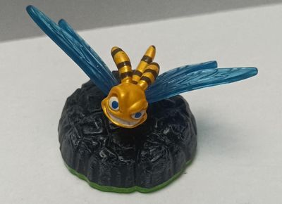 NELA-b, Sparx, Skylanders: Spyro&#39;s Adventure