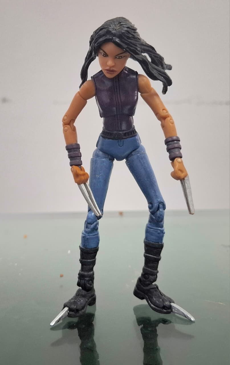 NELA b,  X 23- X Men Figura Toy Biz Marvel Legends 2005