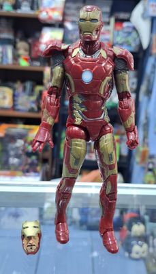 SJ Iron Man Figura 6 Pulgadas Marvel Legends