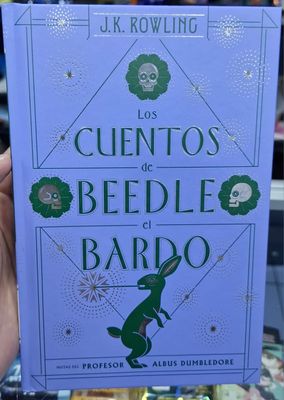 SJ Los Cuentos de Beedle el Bardo Libro Tapa Dura Espanol