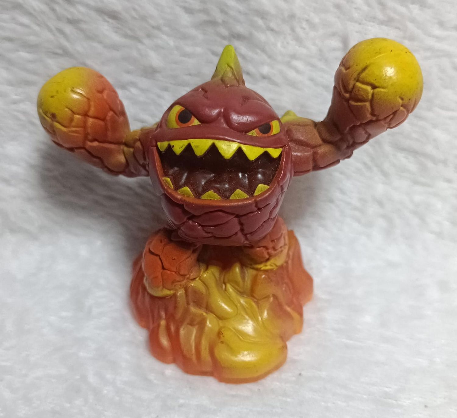 NELA-b, Eruptor, Skylanders.