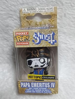 NELA-b, Llavero Funko Pop! de Papa Emeritus IV de la banda Ghost, Hot Topic, 8 cms
