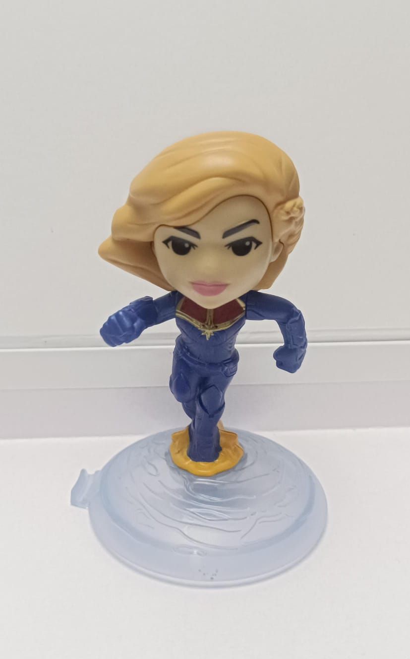 NELA-f, Capitana Marvel de la colección de juguetes de McDonald&#39;s Happy Meal.