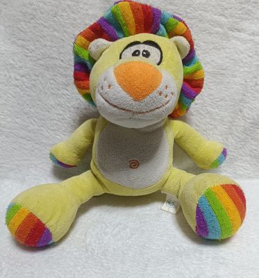 NELA-l, Peluche de León de la Marca DERBI