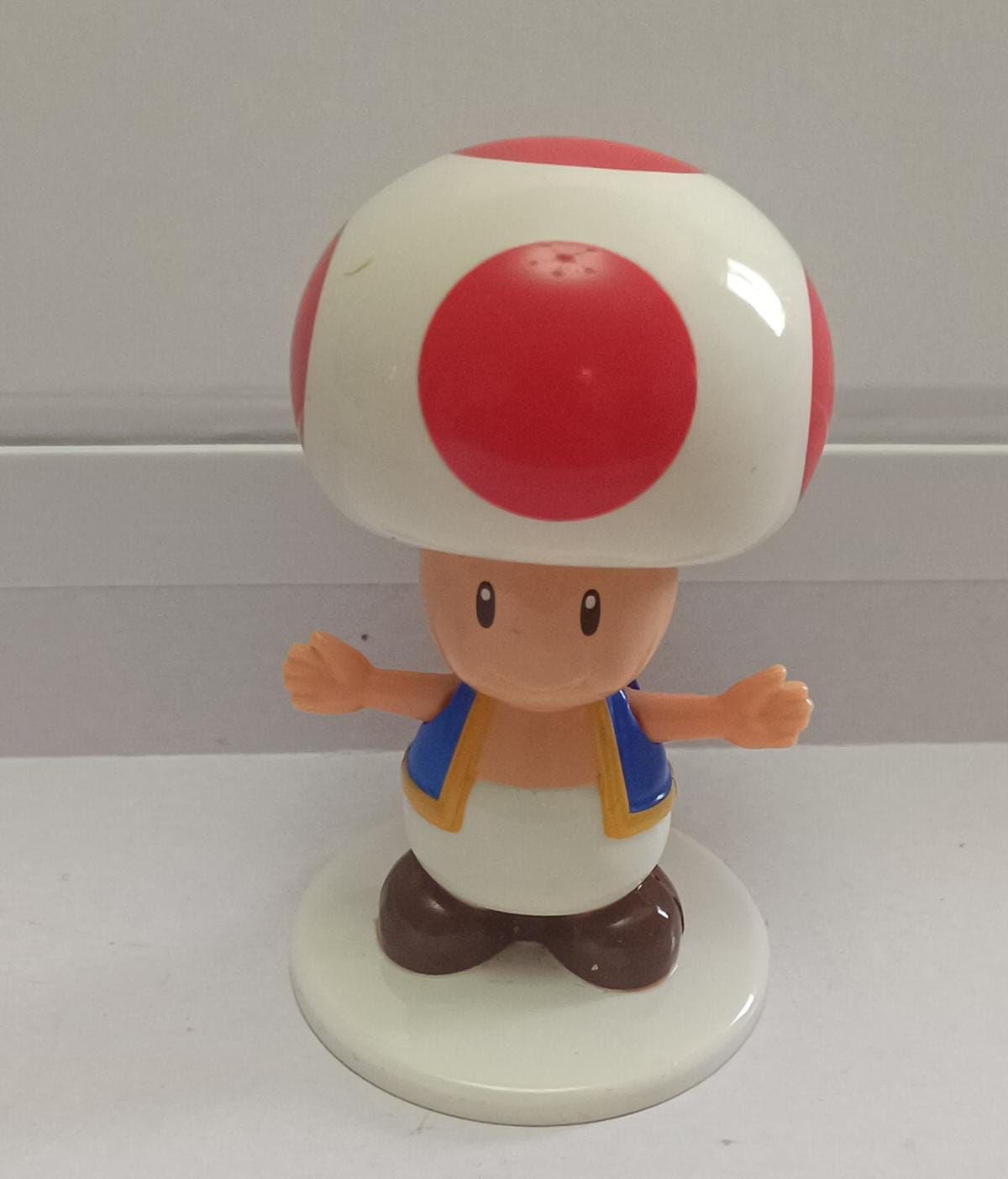 NELA-f, Figura de Toad, Super Mario.