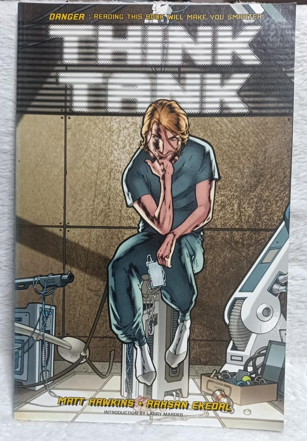 NELA-n, THINK TANK Comic, Vol. 1, . INGLES.