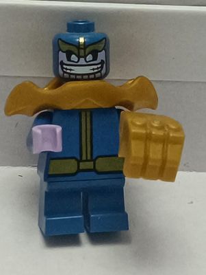 NELA-f, Thanos Minifigura de LEGO.
