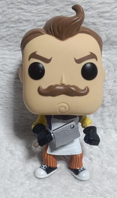 NELA-m, The Neighbor Funko Pop  (El Vecino) del videojuego &quot;Hello Neighbor&quot;.