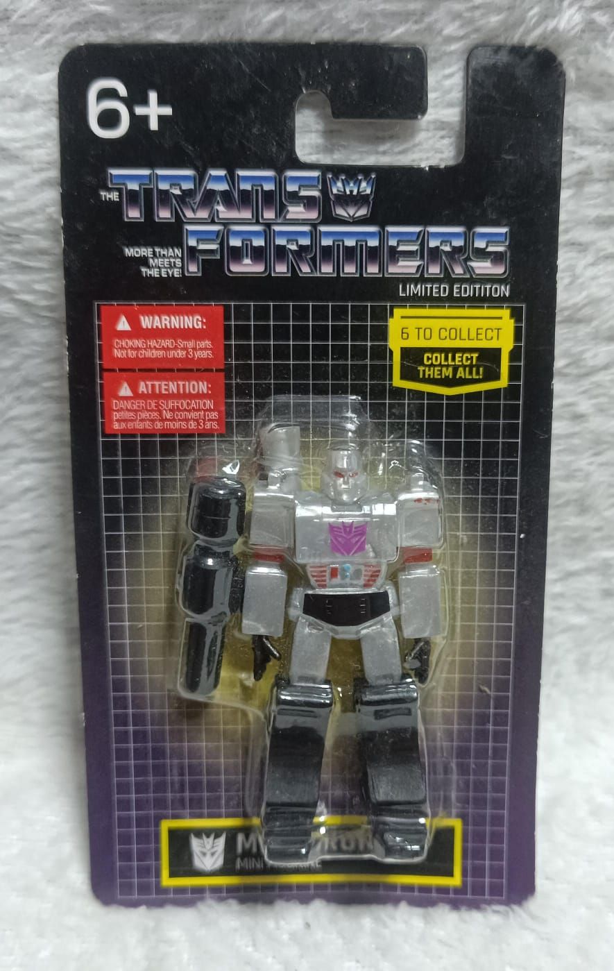 NELA-b,  Megatron Transformers Edición limitada Prexio, mini figura de 2.5 pulgadas.