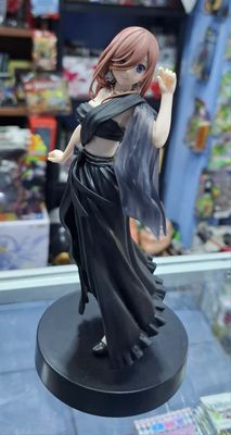 SH Las Quintillizas Figura Nakano Miku Figura Banprestos Kyunties