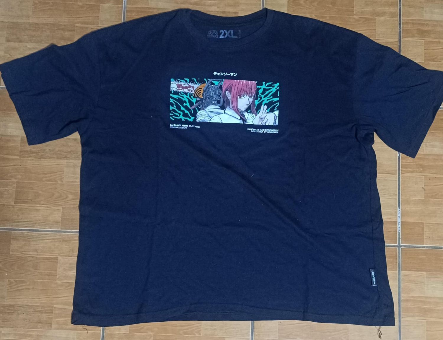 NELA- a, Makima Camisa  Talla 2XL Usado