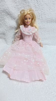 NELA-q, Muñeca  Barbie Bailarina