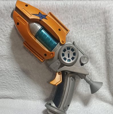 NELA-a, Slugterra Pistola Juguete Lanzador de babosas Eli&#39;s Blaster