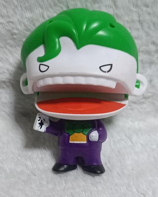 NELA-f, El Guasón (The Joker) Figura DC Comics.
