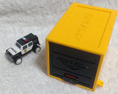 NELA-f, Carro miniatura  Policia Track Pocket Series 1 Mystery Blind Pack