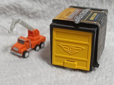 NELA-f, Carro miniatura  Grua Track Pocket Series 1 Mystery Blind Pack