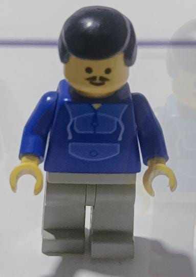 NELA-q, LEGO Town,&quot;Jogging Suit&quot;