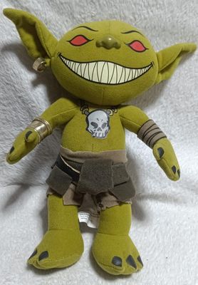 NELA-l, una figura de peluche de Goblin de Pathfinder Peluche de Diamond Select Toys.