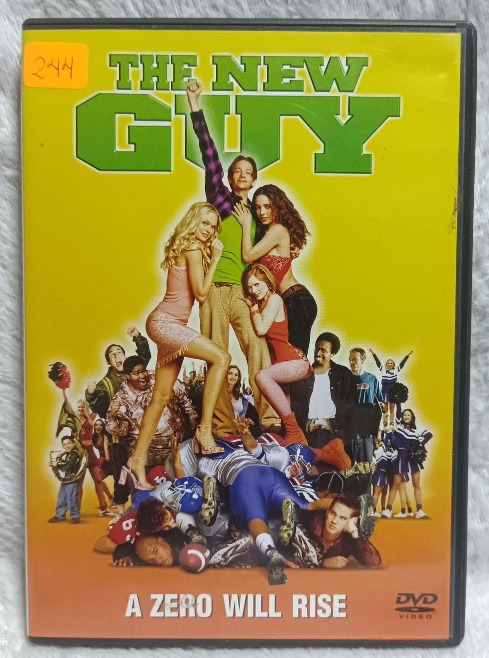 NELA-t, The New Guy  DVD Idioma y Subtitulos en Ingles y Espanol