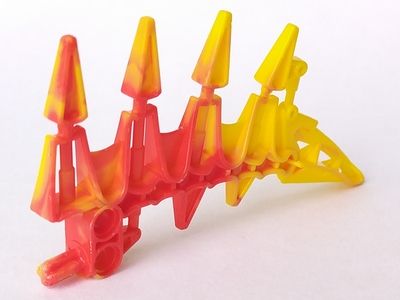 Bionicle Weapon Small Blade with 4 Spikes with Marbled Red Pattern Bionicle Pieza Roja
